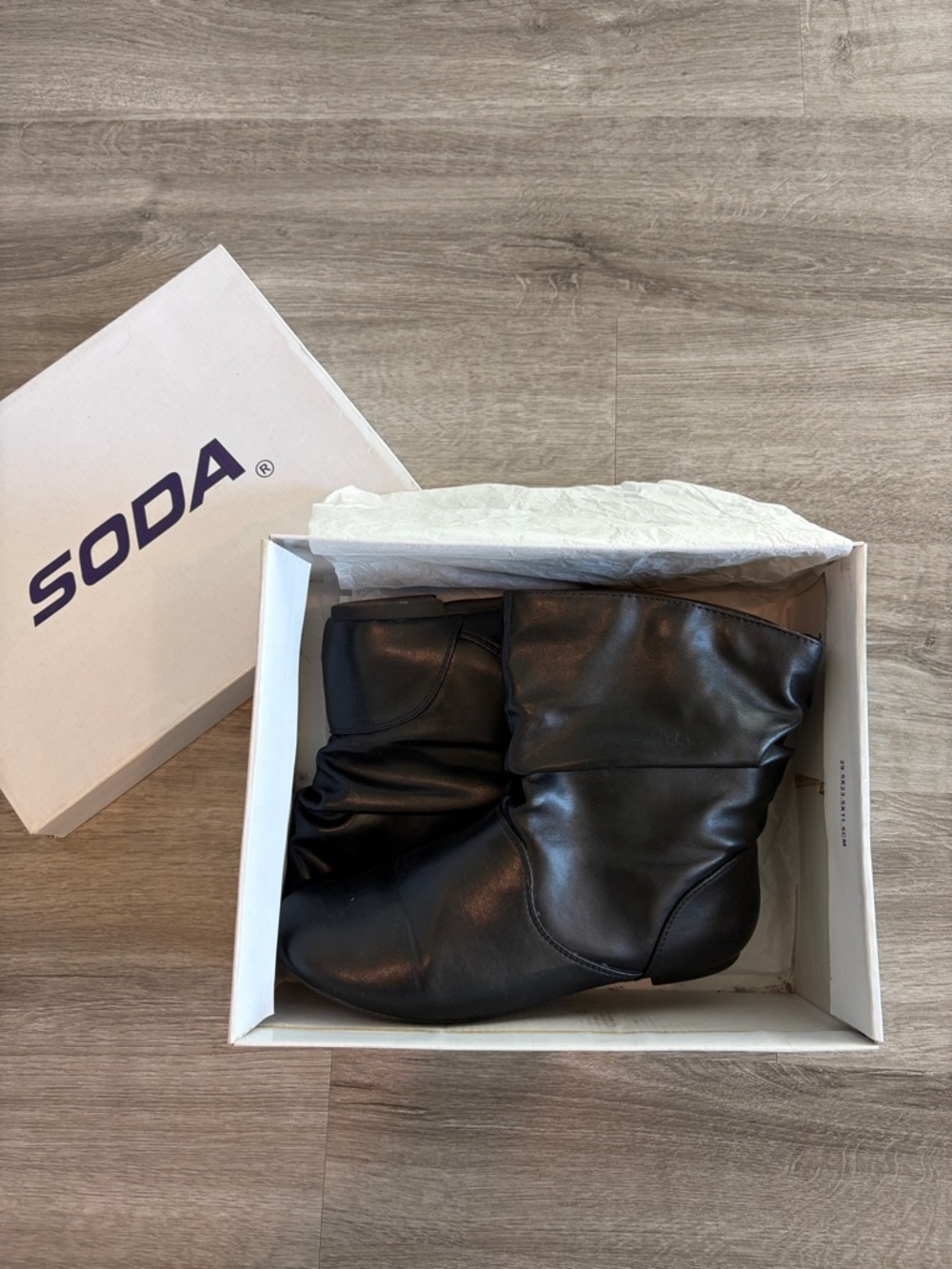 Soda black boots